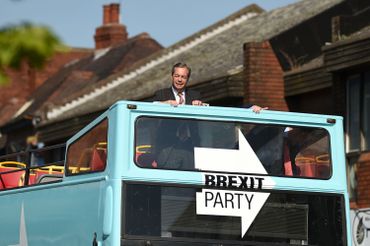 Nigel Farage en campagne, ce 13 mai 2019 à Pontefract, dans le Nord-Ouest de l'Angleterre Nigel Farage en campagne, ce 13 mai 2019 à Pontefract, dans le Nord-Ouest de l'Angleterre