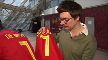 Pouvez-vous faire la différence entre le maillot officiel des Diables et sa copie? Pouvez-vous faire la différence entre le maillot officiel des Diables et sa copie?