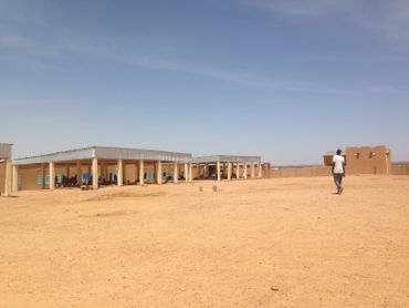 Le centre de transit pour les migrants de l'OIM, l'Organisation Internationale pour les Migrations à Agadez Le centre de transit pour les migrants de l'OIM, l'Organisation Internationale pour les Migrations à Agadez