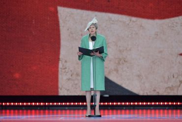 Theresa May a lu une lettre écrite par le capitaine Norman Skinner à son épouse Gladys le 3 juin 1944 Theresa May a lu une lettre écrite par le capitaine Norman Skinner à son épouse Gladys le 3 juin 1944