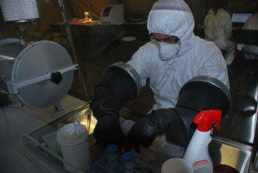 La procédure de sécurité sanitaire est très stricte La procédure de sécurité sanitaire est très stricte