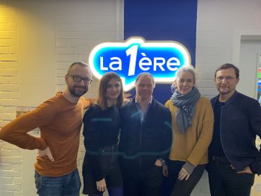 Aux côtés de Pascal Duquenne, Anne Coesens & Xavier Quinet ! Aux côtés de Pascal Duquenne, Anne Coesens & Xavier Quinet !