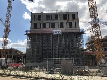 Le projet comporte la construction d'un hôtel, qui culminera à près de 40 mètres de haut. Le projet comporte la construction d'un hôtel, qui culminera à près de 40 mètres de haut.
