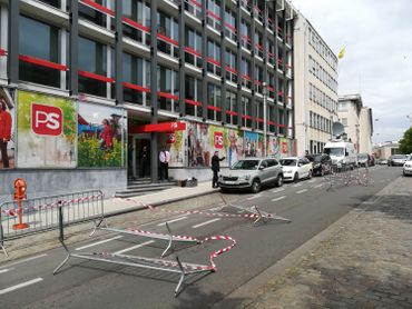 Des « gilets jaunes » arrêtés après avoir pénétré dans un magasin près de la Grand-Place Des « gilets jaunes » arrêtés après avoir pénétré dans un magasin près de la Grand-Place