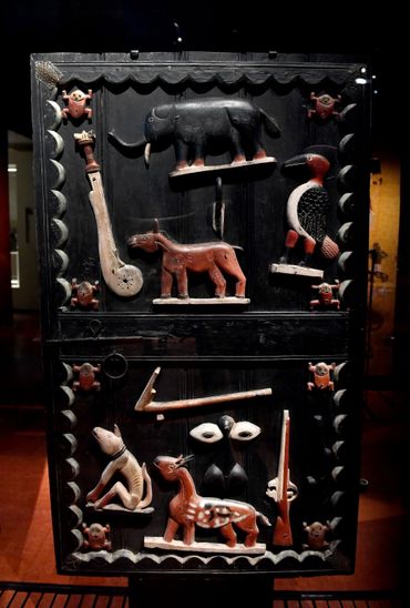 Oeuvre d'art du "Dahomey", exposée au musée du Quai Branly Oeuvre d'art du "Dahomey", exposée au musée du Quai Branly