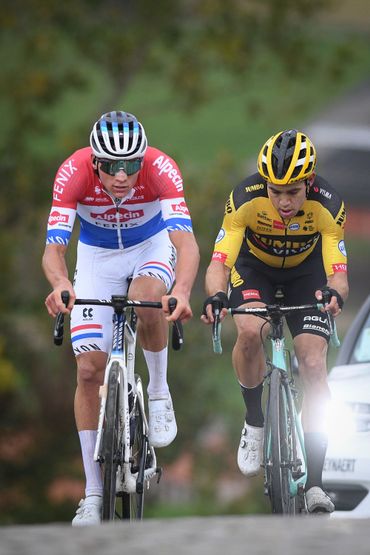 Mathieu van der Poel et Wout van Aert Mathieu van der Poel et Wout van Aert