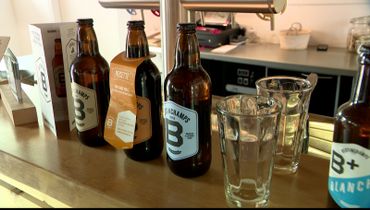 La brasserie Bertinchamps produira cette année 7500 hectolitres de bière, dont 40% pour l'exportation La brasserie Bertinchamps produira cette année 7500 hectolitres de bière, dont 40% pour l'exportation