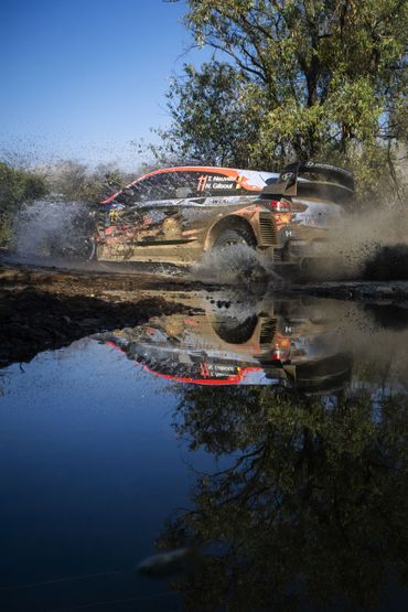 La Hyundai i20 Coupé WRC de Thierry Neuville La Hyundai i20 Coupé WRC de Thierry Neuville