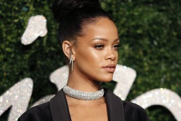 Rihanna est la nouvelle ambassadrice de la maison Dior. Rihanna est la nouvelle ambassadrice de la maison Dior.