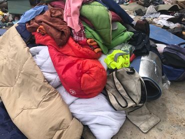 Officiellement, les migrants auraient du retrouver leurs effets personnels. Officiellement, les migrants auraient du retrouver leurs effets personnels.