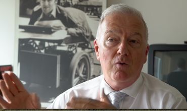 Paul Brunet du Conseil pour la Protection des Malades s’est toujours opposé aux caméras dans les maisons de repos. Il estime qu’elles sont un « sparadrap », une solution à court-terme. Paul Brunet du Conseil pour la Protection des Malades s’est toujours opposé aux caméras dans les maisons de repos. Il estime qu’elles sont un « sparadrap », une solution à court-terme.