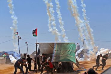 Des affrontements ont éclaté dans la bande de Gaza aux abords de la frontière israélienne entre manifestants palestiniens et soldats israéliens.