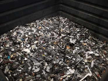 "Questions à La Une" : Les jeunes et le climat / Tout recycler : la fausse bonne idée ? "Questions à La Une" : Les jeunes et le climat / Tout recycler : la fausse bonne idée ?