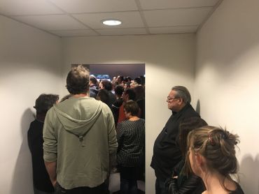 Les conclusions du conseil d'entreprise ont été présentées au personnel ce vendredi après-midi. Les conclusions du conseil d'entreprise ont été présentées au personnel ce vendredi après-midi.