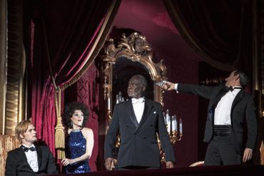 Don Giovanni à la Monnaie : Andreas Wolf (Leporello), Barbara Hannigan (Donna Anna), Sir Willard White (Il Commendatore), Jean-Sébastien Bou (Don Giovanni) Don Giovanni à la Monnaie : Andreas Wolf (Leporello), Barbara Hannigan (Donna Anna), Sir Willard White (Il Commendatore), Jean-Sébastien Bou (Don Giovanni)