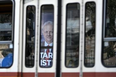 Budapest: affiche du maire sortant Istvan Tarlos Budapest: affiche du maire sortant Istvan Tarlos