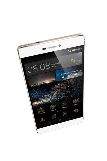 Le Huawei P8 est vendu 499 euros. Le Huawei P8 est vendu 499 euros.