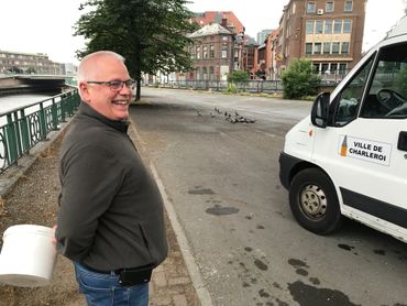 Alain Fromont chasse le pigeon à temps plein à Charleroi Alain Fromont chasse le pigeon à temps plein à Charleroi