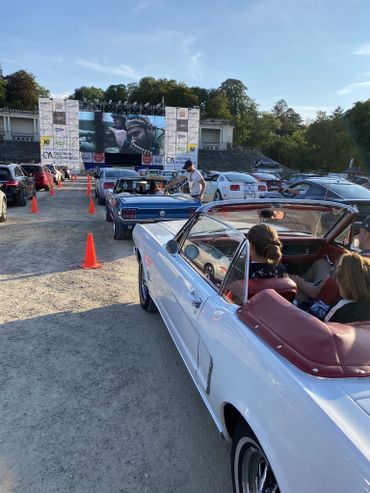 On a testé le cinéma drive-in à l'aéroport de Liège On a testé le cinéma drive-in à l'aéroport de Liège