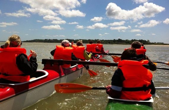 Rando en canoë sur le fleuve Somme avec bivouac, kayak de mer en Baie, découvrez le programme d'activités de Mary & Family. Rando en canoë sur le fleuve Somme avec bivouac, kayak de mer en Baie, découvrez le programme d'activités de Mary & Family.