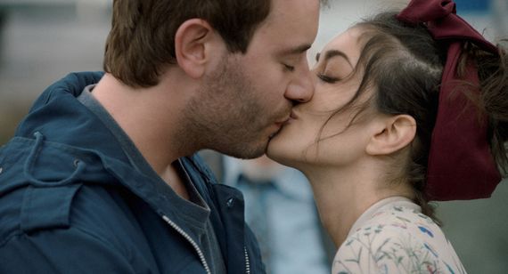 "Un Profil pour deux" : Pierre Richard se retrouve dans un sacré triangle amoureux ! "Un Profil pour deux" : Pierre Richard se retrouve dans un sacré triangle amoureux !