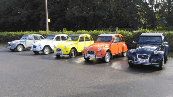La société Road vintage experience, basée à Balmoral et spécialisée notamment dans la location d’anciens véhicules organisera la première édition de la Route gourmande le dimanche 14 juillet. La société Road vintage experience, basée à Balmoral et spécialisée notamment dans la location d’anciens véhicules organisera la première édition de la Route gourmande le dimanche 14 juillet.