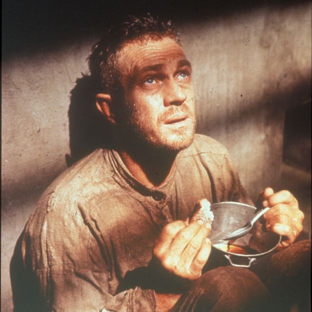 Connaissez-vous "Henri Charrière", malfrat qui a inspiré deux grands films ? Connaissez-vous "Henri Charrière", malfrat qui a inspiré deux grands films ?