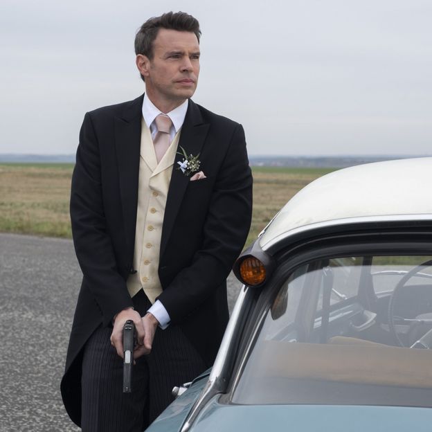 Scott Foley incarne Whiskey Cavalier Scott Foley incarne Whiskey Cavalier