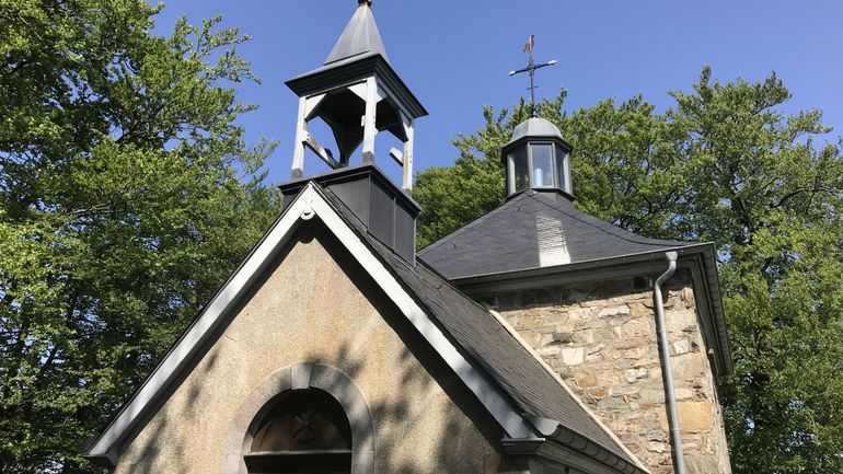 Comment Appelle T On Un Collectionneur De Cloches A La Baraque Michel Les Cloches Ont Des Ailes