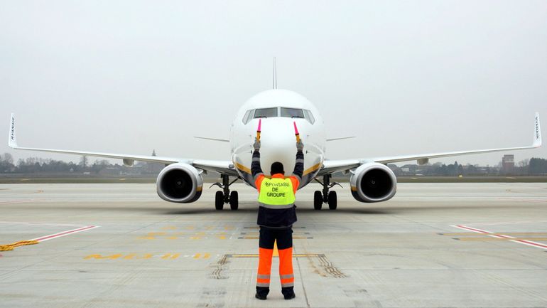 Les Vols Reprennent Peu A Peu A L Aeroport De Charleroi