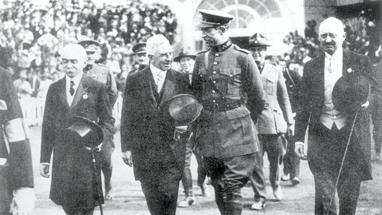 JO 1920 Les du comte Henri de BailletLatour