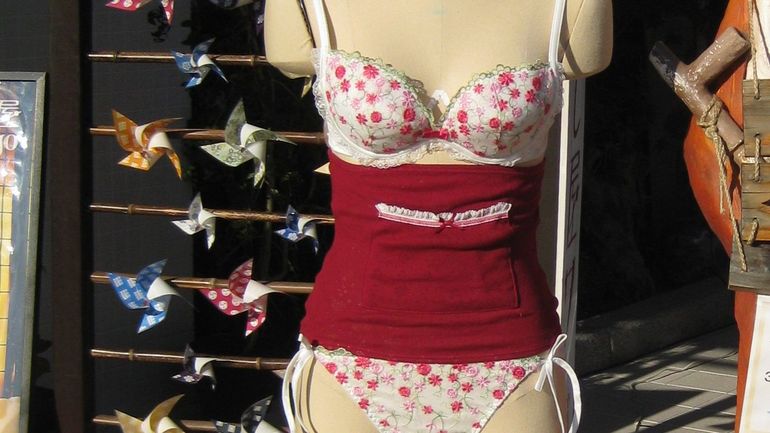 Arabie: les femmes vont pouvoir acheter sans gêne leurs sous-vêtements
