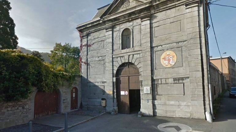 Athenee Agri St Georges Le Professeur De Religion Islamique Aurait Il Du Etre Suspendu Plus Tot