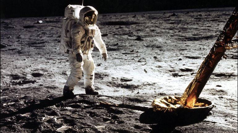 Dans L Ombre De La Lune L'homme a-t-il vraiment marché sur la Lune il y a 50 ans? Certains sont