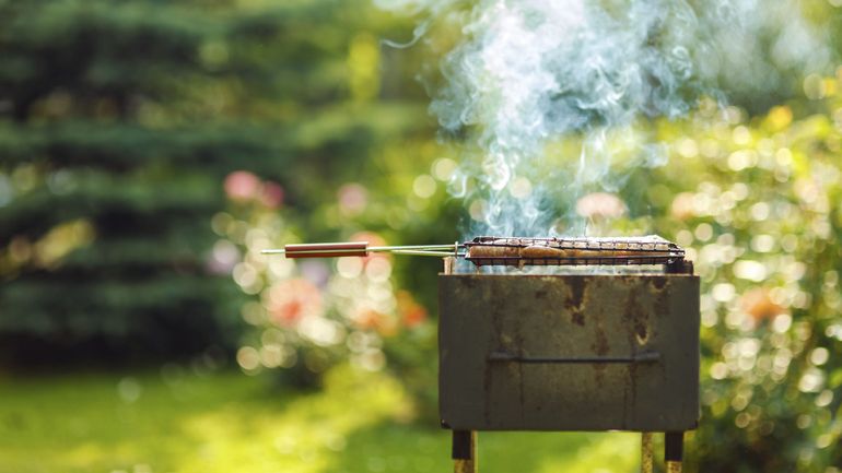 astuce miracle pour nettoyer votre grille de barbecue