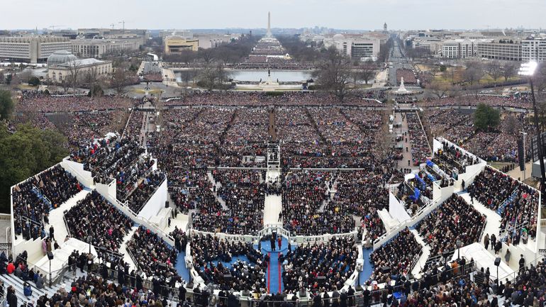 Donald Trump accuse les m dias de mentir sur la taille de 