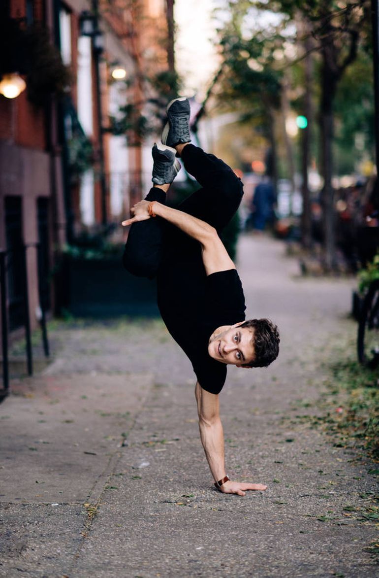 Du chant au breakdance, le contre-ténor Jakub Józef Orliński se dévoile