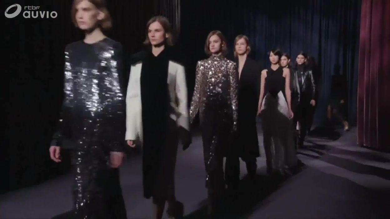 Couturier Et Hubert Décédé De Vidéos Est photos Givenchy Le f6wq0df