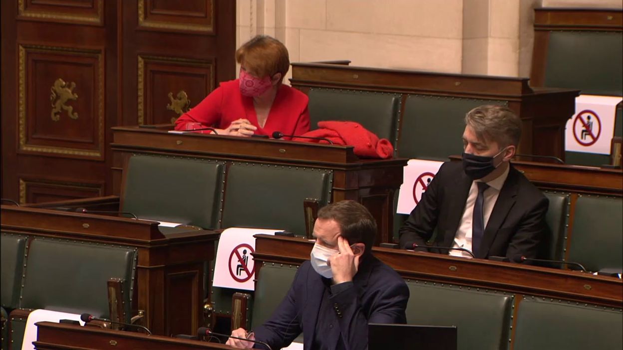 Franck Vandenbroucke, le ministre de la Santé, interrogé à la Chambre à propos du variant britannique