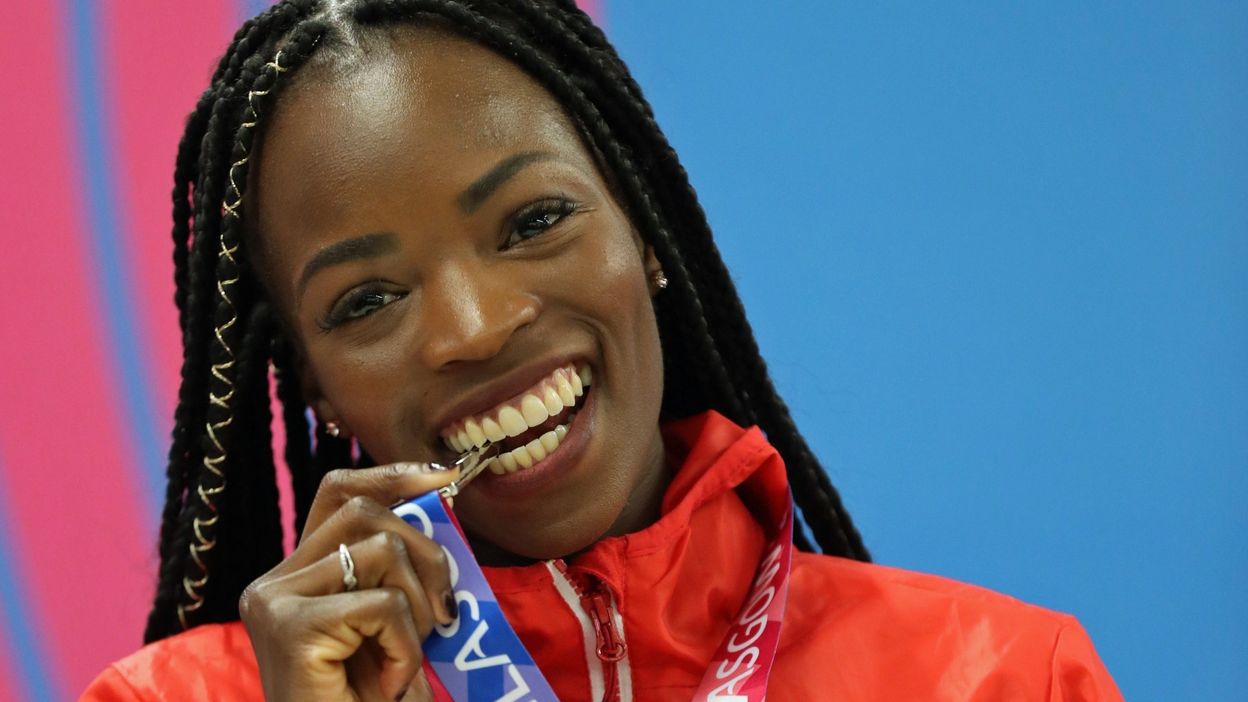 Cynthia Bolingo Bat Le Record De Belgique Du 300 Metres