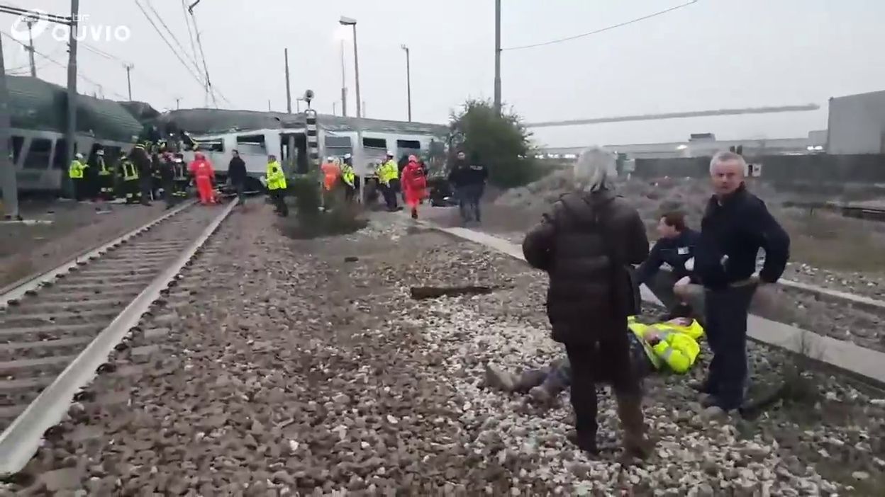 Résultat de recherche d'images pour "Italie: Trois morts dans un déraillement de train"