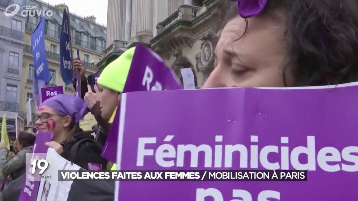 49.000 manifestants à Paris contre les féminicides