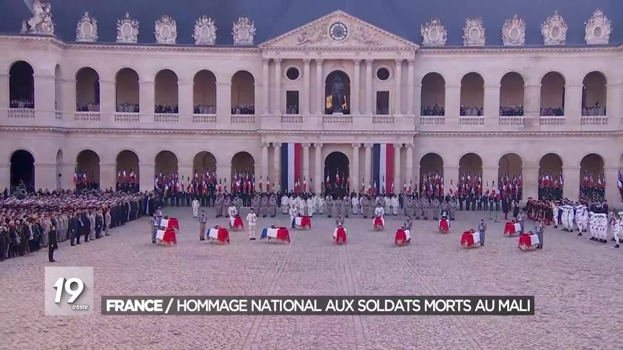 La France En Deuil Hommage National Aux 13 Soldats Morts Au Mali