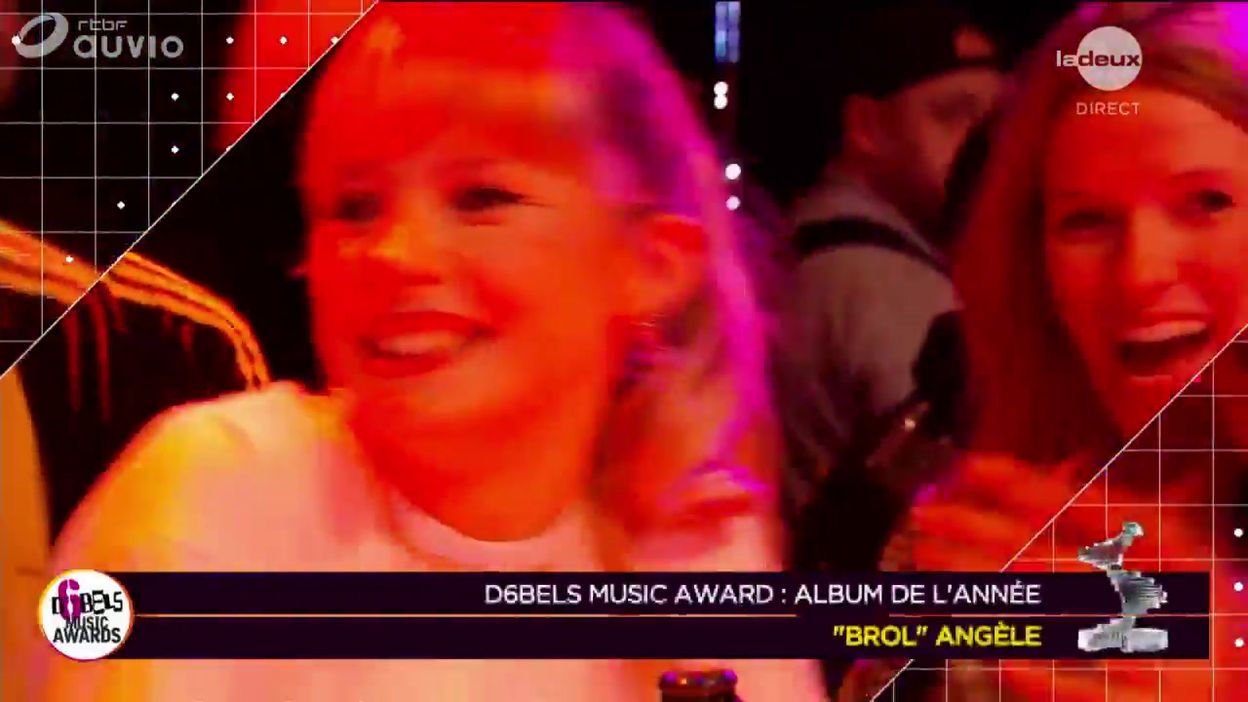 Angèle remporte l'award de l'album de l'année!