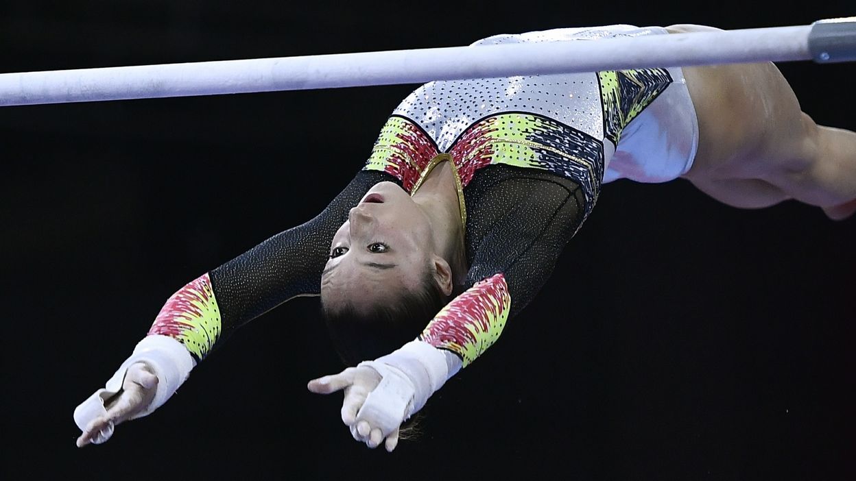 Mondiaux de gymnastique: Nina Derwael en or aux barres