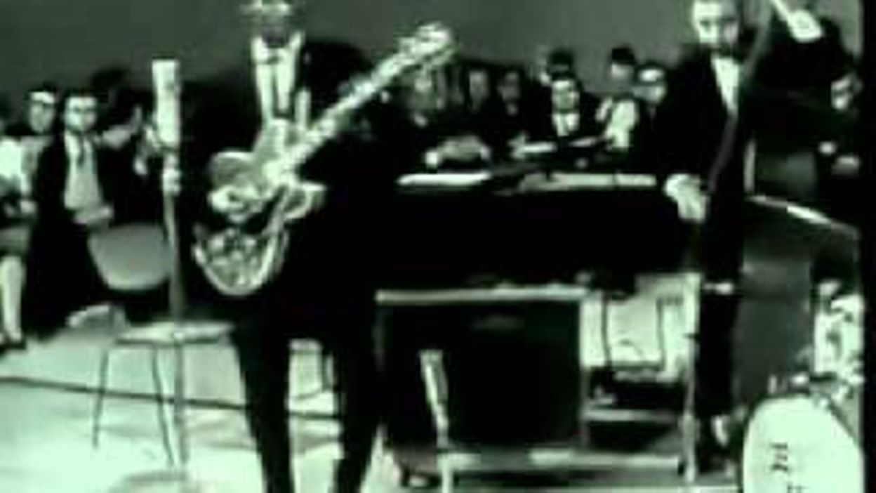 Chuck Berry Johnny B Goode Live 1958 04 05 18