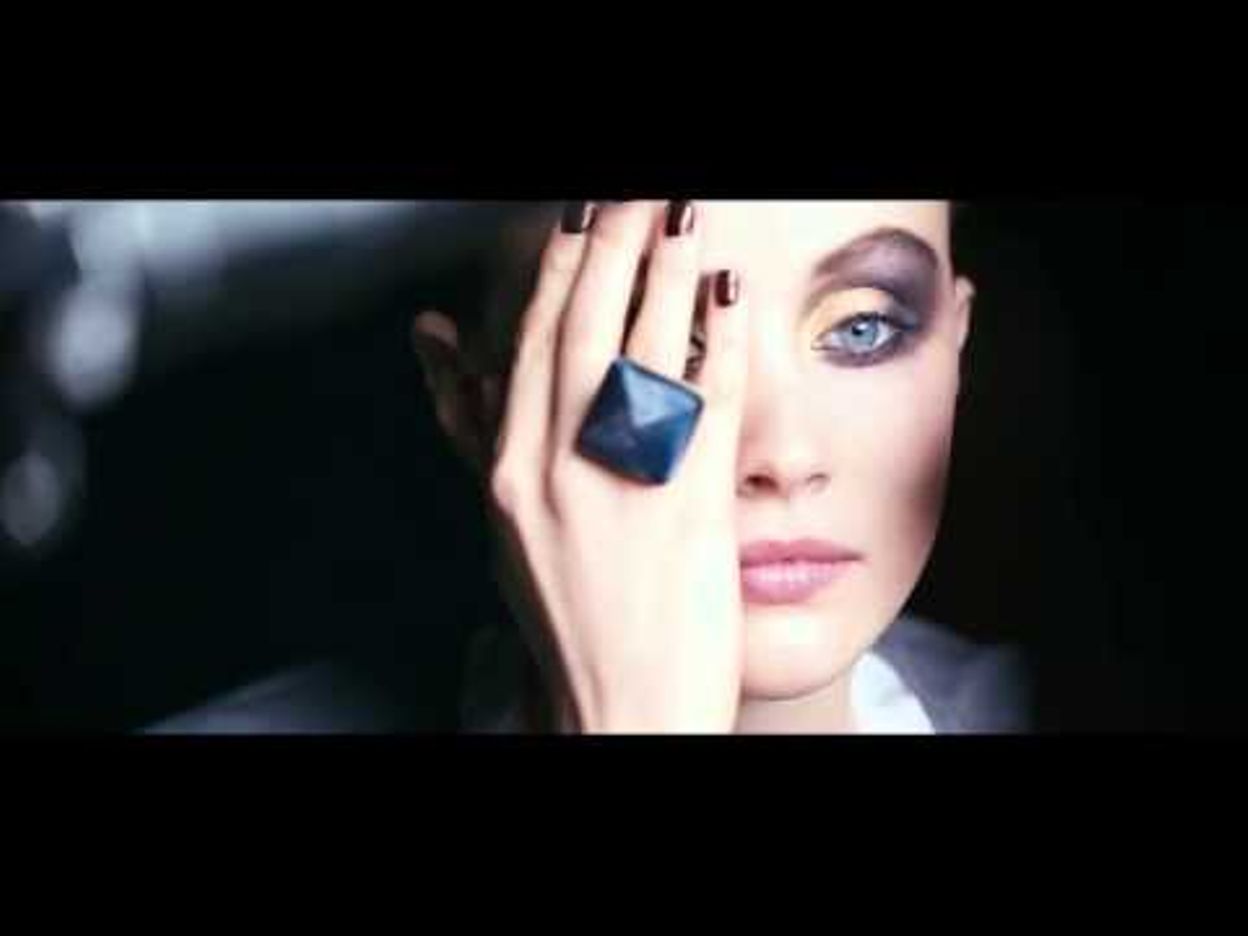 Gadon sarah new face armani makeup exclusive photo Gadon sarah new face armani makeup catalog photo