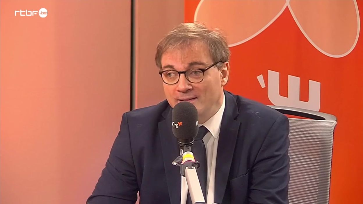 Info Explosion De Faillites A Bruxelles Sur Auvio