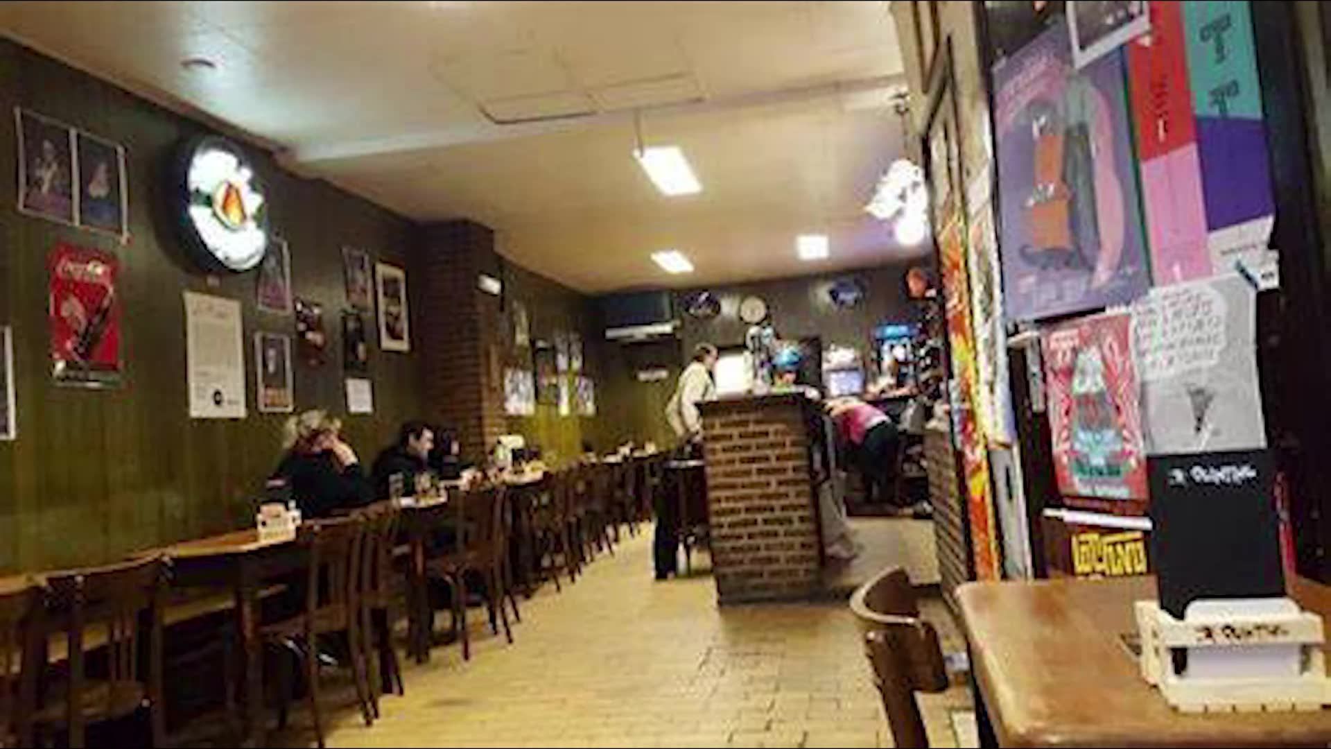 Le Petit Lion, le dernier café brun des Marolles Le Petit Lion, le dernier café brun des