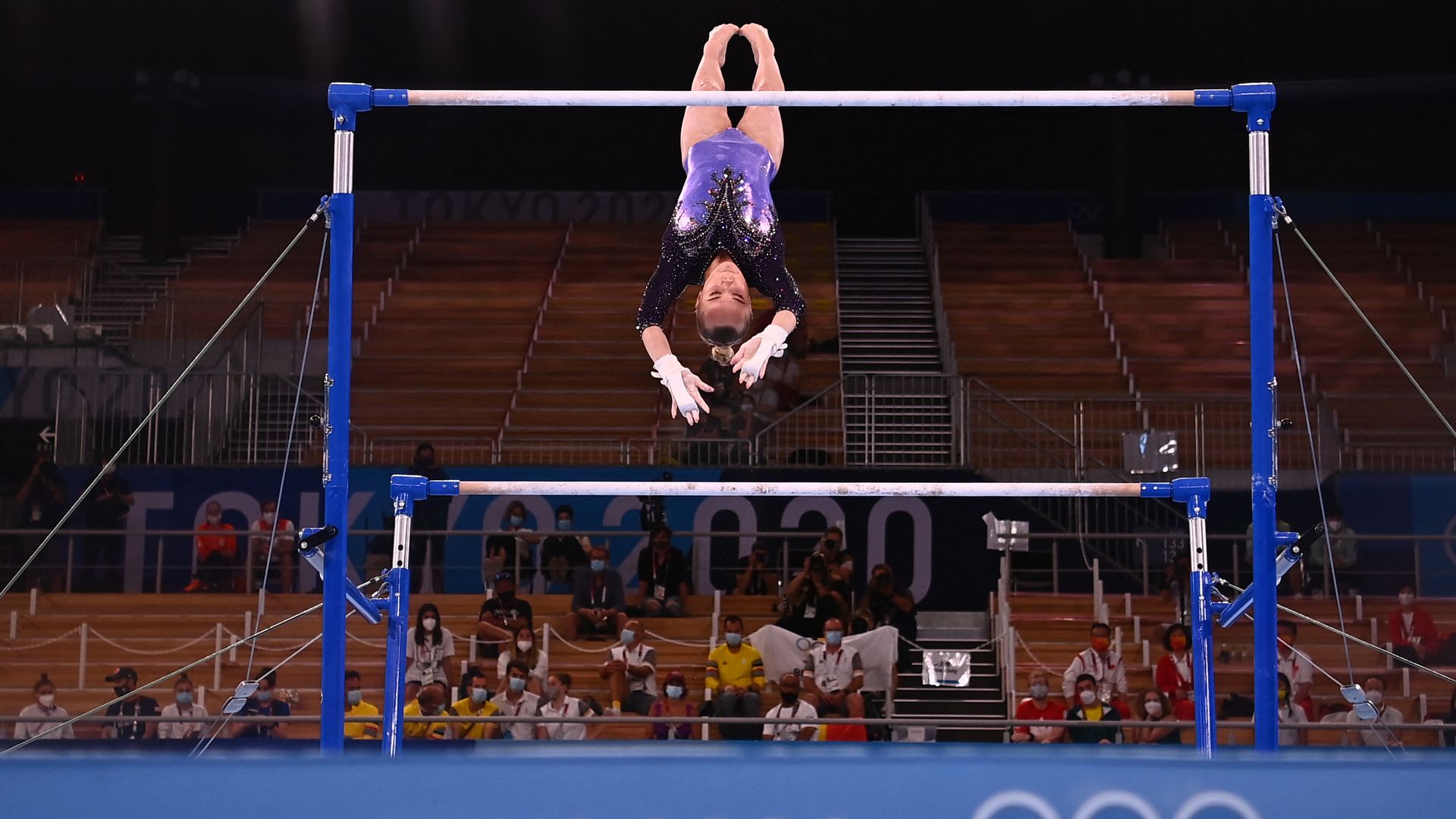 Gymnastique Le concours des barres asymétriques JO Tokyo Gymnastique Artistique